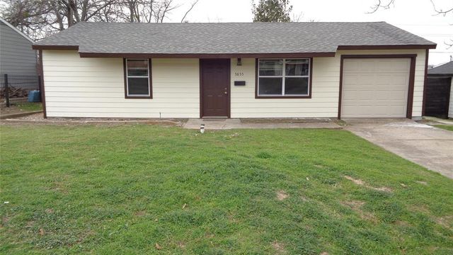 $1,495 | 5855 Bluffman Drive | Highland Hills