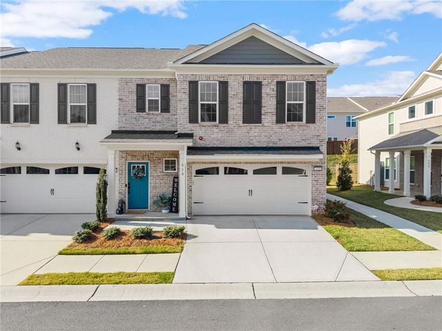 $459,000 | 510 Cooper Lane