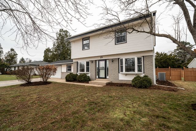 $445,000 | W243N6561 Oxford Drive | Sussex Estates