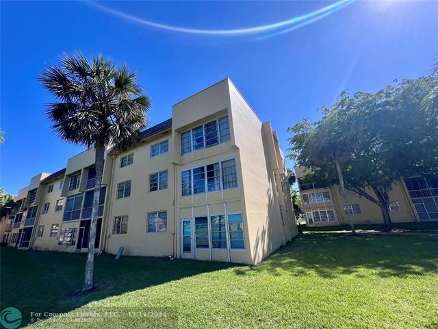 $129,000 | 5980 Northwest 64th Avenue, Unit 201 | Tamarac