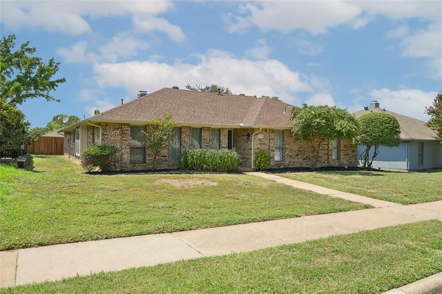 $455,000 | 3129 Regency | Northwest Carrollton