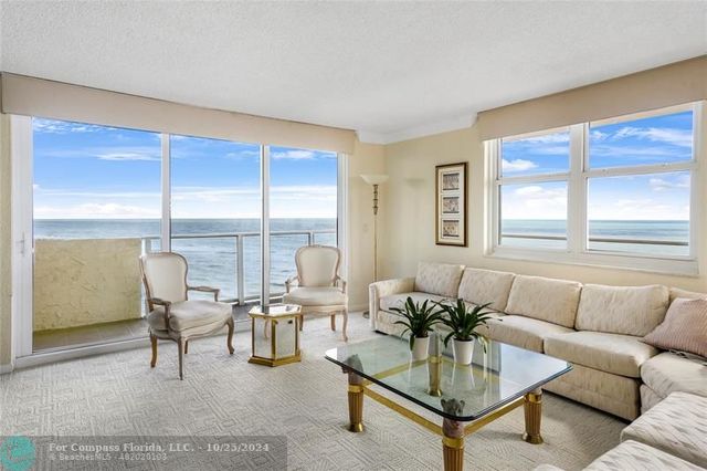 $699,900 | 5440 North Ocean Drive, Unit 806 | Singer Island