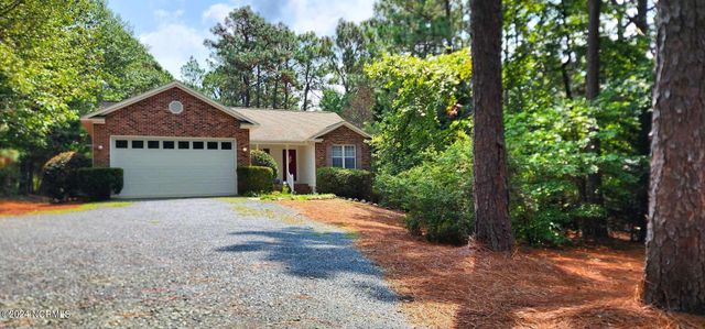 $359,000 | 101 Thistle Lane | Seven Lakes