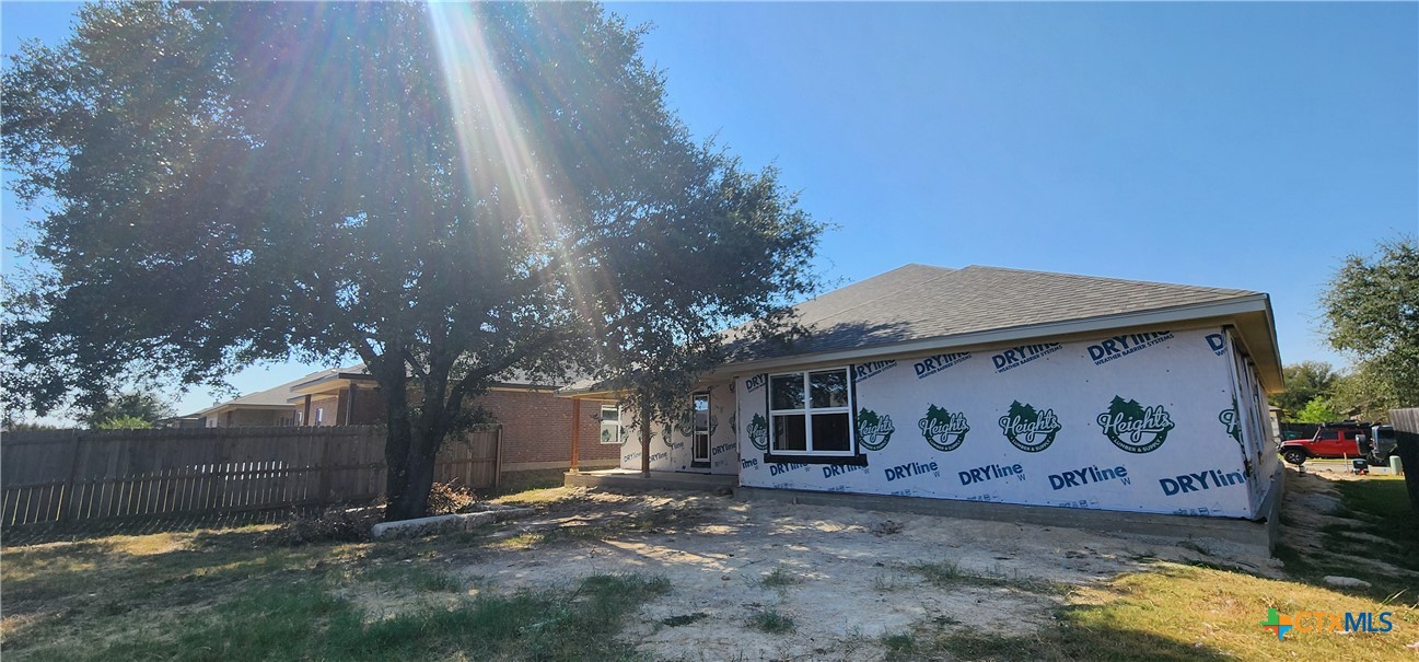 a view of a house with a garage