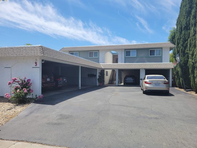 $1,100,000 | 3 Alhambra Court | Antioch