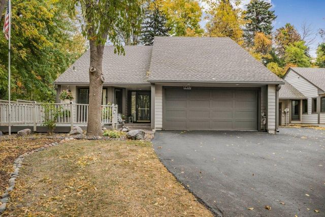 $384,000 | 8493 Rice Lake Road | Maple Grove