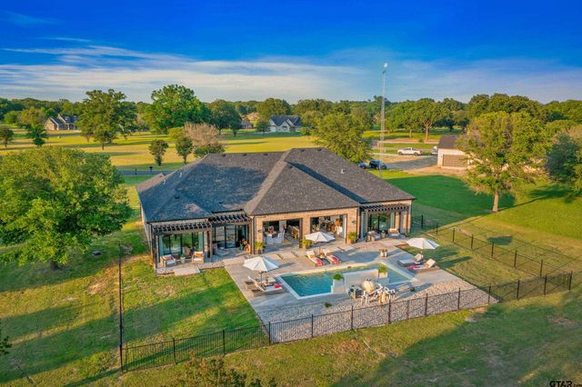 $1,200,000 | 255 Private Road 5941