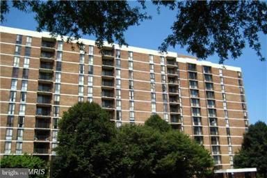 $2,500 | 2311 Pimmit Drive, Unit 1214E | Idylwood