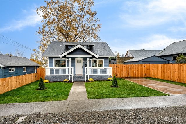 $519,900 | 3217 South Durango Street | South Tacoma