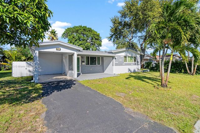 $495,000 | 7655 Miramar Parkway | Miramar Tropical