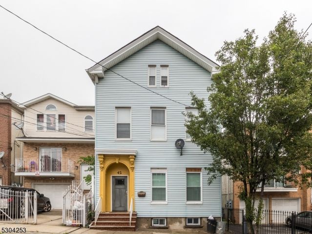 $689,000 | 42 Crawford Street | Lincoln Park - Newark