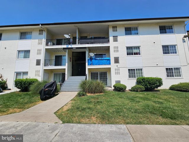 $145,000 | 1001 Marcy Avenue, Unit A202 | Glassmanor