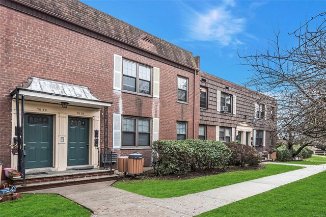 $549,000 | 70-18 136th Street, Unit A | Kew Gardens Hills