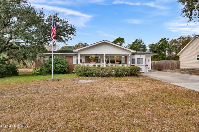 $350,000 | 6102 Shiloh Drive | Myrtle Grove