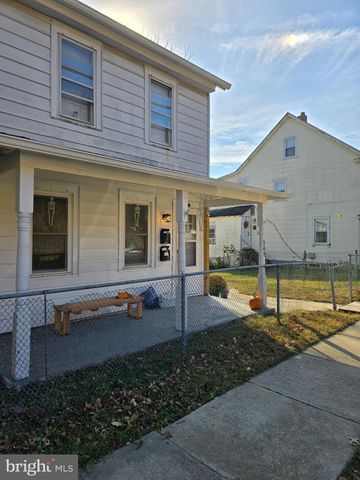 $1,900 | 348 Ridgway Street | Mount Holly