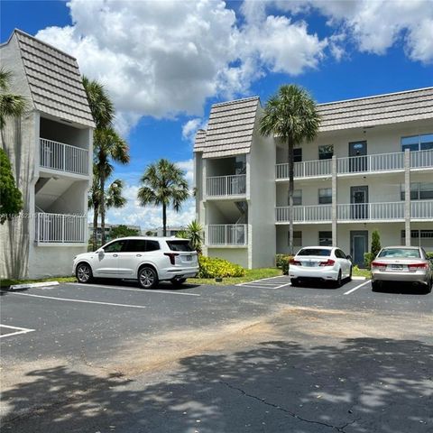 $1,800 | 8110 Sunrise Lakes Boulevard, Unit 102 | Sunrise Lakes