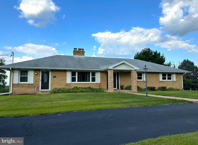 $379,900 | 201 Glenwood Road | Franklin Township - York County