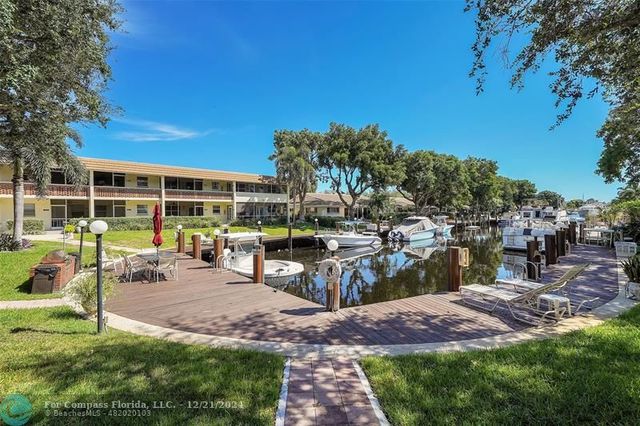 $375,000 | 2800 Northeast 14th Street Causeway, Unit 219 | Avalon Harbor