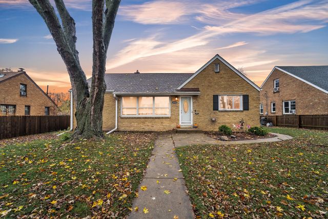 $300,000 | 3510 South 60th Street | Root Creek