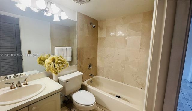 $2,200 | 18200 Mediterranean Boulevard, Unit 822 | Country Club of Miami