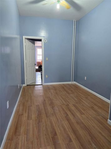 $2,700 | 158 Woodward Avenue | Ridgewood