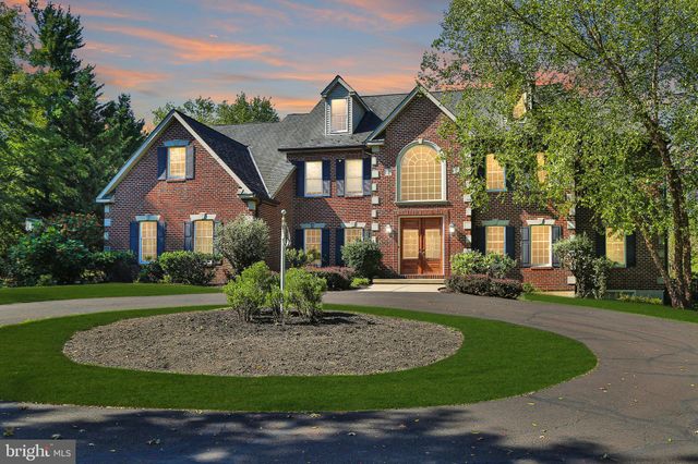 $1,325,000 | 300 Brookside Court | New Britain Township - Bucks County