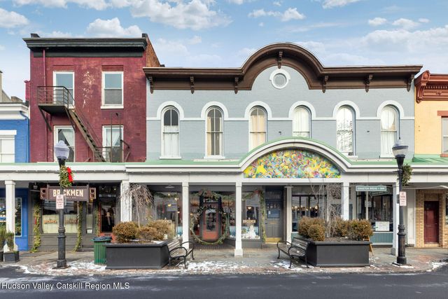 $3,150,000 | 43-47 North Front Street | Stockade Historic District