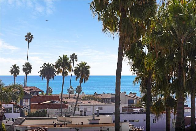 $1,795,000 | 405 Avenida Granada, Unit 202 | Central San Clemente