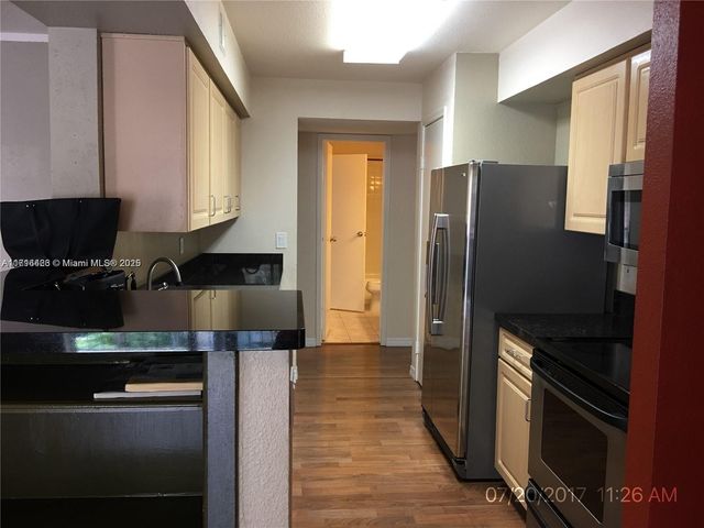 $2,200 | 805 Riverside Drive, Unit 1120 | Ramblewood South