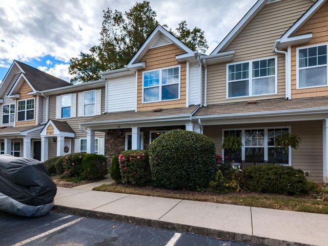 $1,545 | 112 Shelter Haven Drive | Westhaven Townhomes