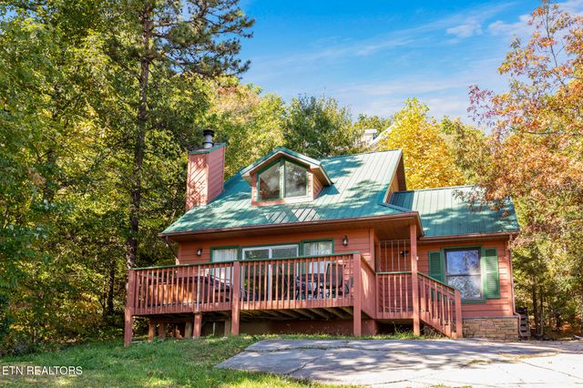 $655,000 | 2119 North Tamins Drive | Gatlinburg