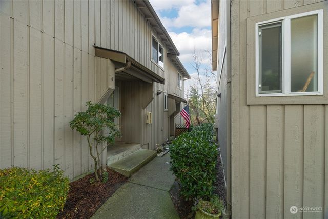 $365,000 | 1305 West Clearbrook Drive, Unit 7 | Whatcom Falls