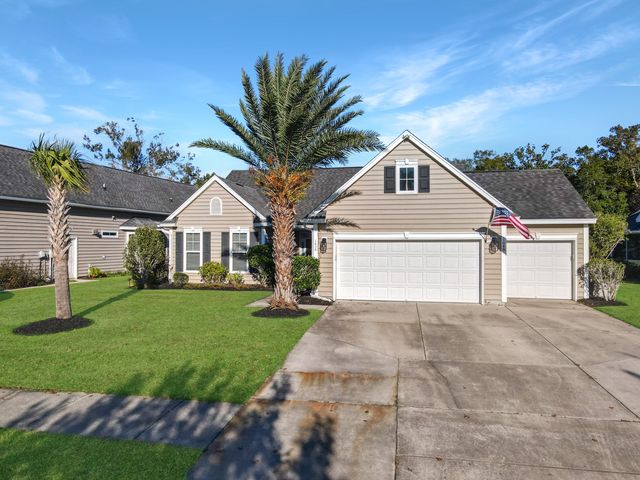 $575,000 | 1648 Pleasant Hill Drive | Carolina Bay