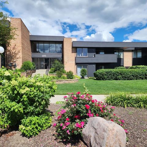 $229,000 | 1295 North Sterling Avenue, Unit 102 | Palatine