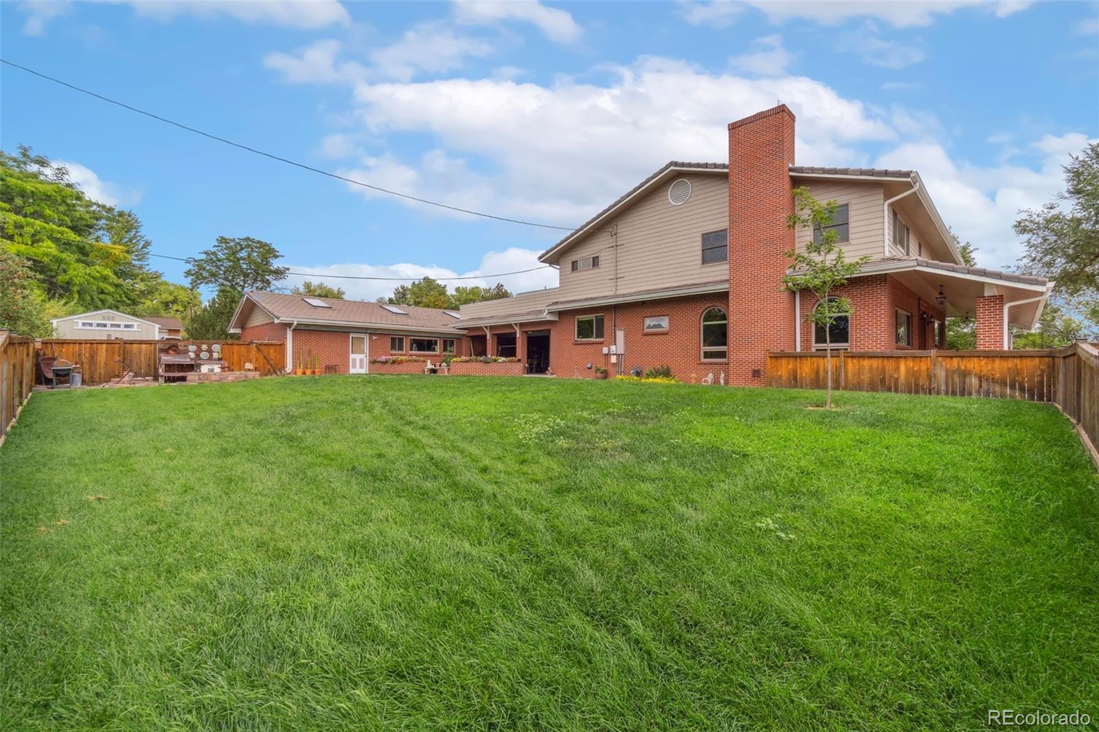 a front view of house with yard