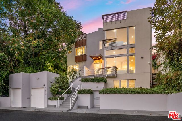 $2,750,000 | 13424 Contour Drive | Sherman Oaks