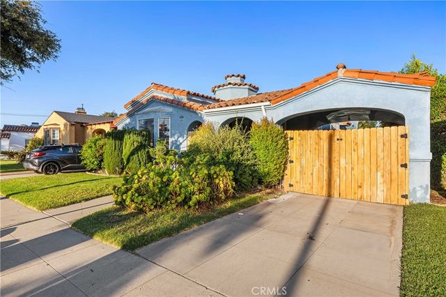 $1,299,000 | 3786 Dublin Avenue | Park Hills Heights