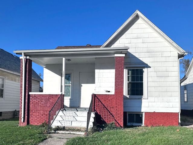 $900 | 1305 East Laurel Street | Springfield