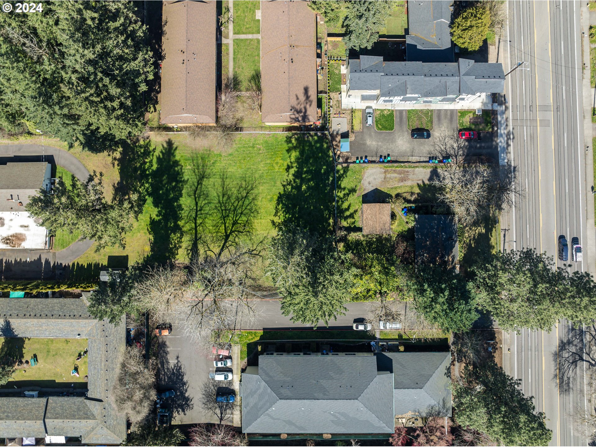 an aerial view of multiple house