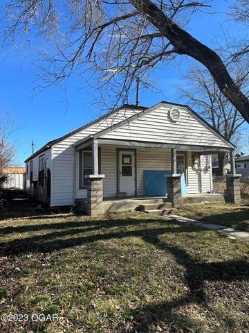 $40,000 | 701 South McKinley Avenue | Fairview