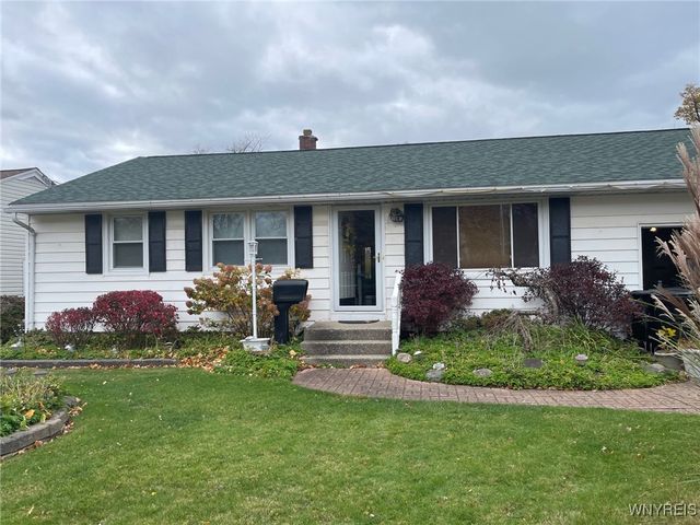 $224,900 | 18 Lynbrook Drive | Tonawanda City