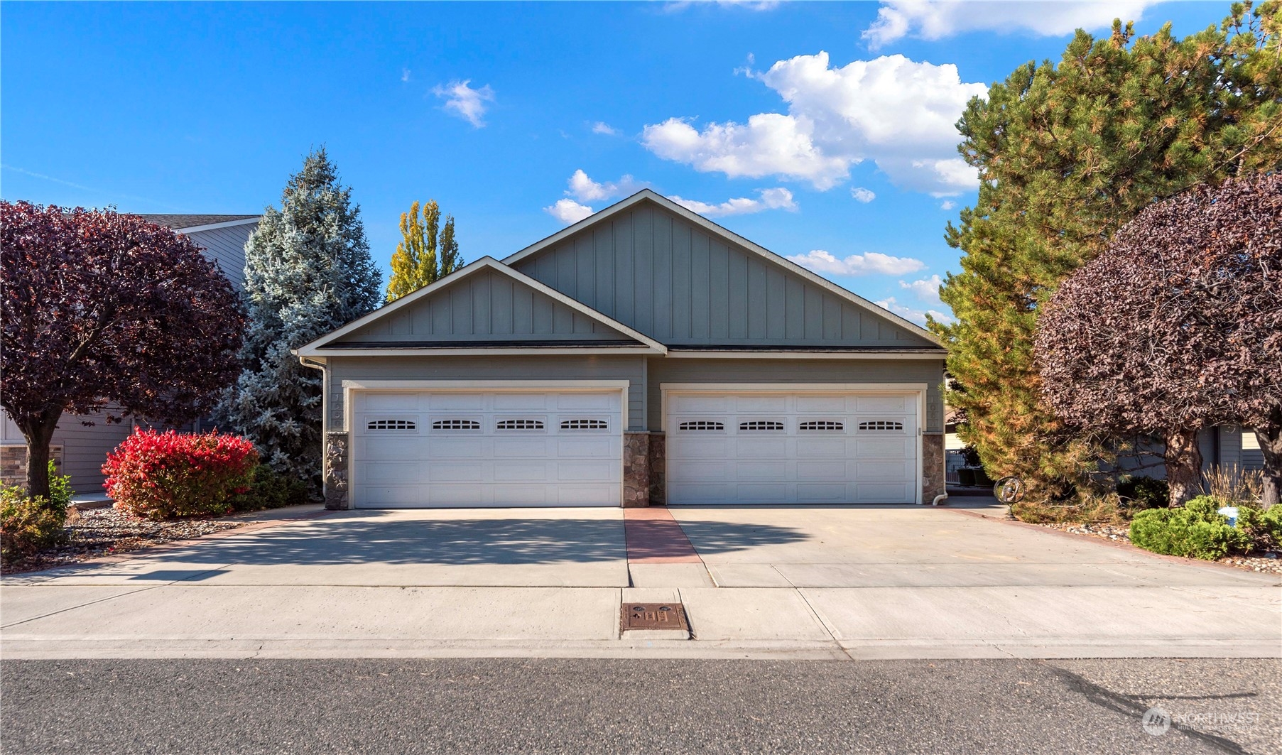 1060 Corum Circle East Wenatchee WA 98802 Compass