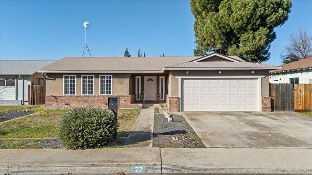 $490,000 | 22 Willow Glen Avenue | Oakdale