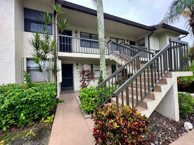 $239,000 | 7698 Tahiti Lane, Unit 105 | Lucerne Lakes