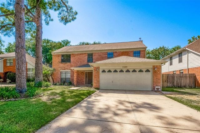 $339,786 | 7839 Sunny Ridge Drive | Copperfield Southcreek Village