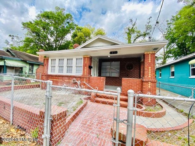 $165,000 | 1471 Mitchell Street | Moncrief Park