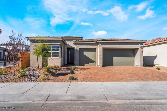 $817,995 | 8959 Coastal Oaks Street | Skye Canyon