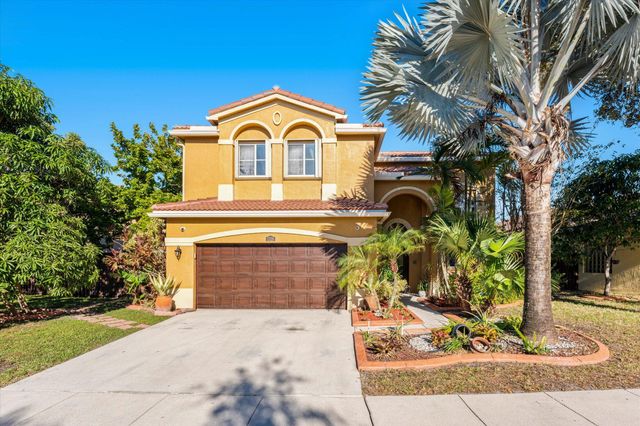 $739,900 | 1728 Southwest 108th Way | Davie