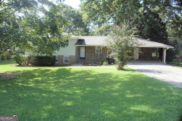 $2,395 | 140 Medford Drive | Fayetteville