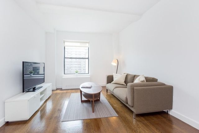 $4,550 | 212 West 91st Street, Unit 1403 | Upper West Side